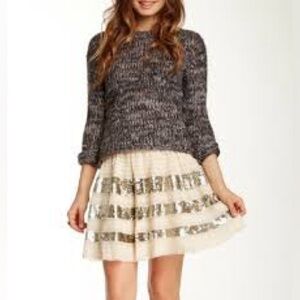 FREE PEOPLE LAYERED IVORY & SILVERY SEQUINS MINI SKIRT SZ M